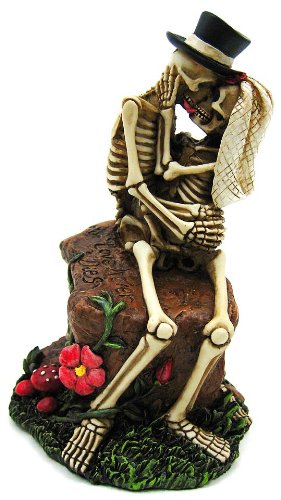 Love Rocks - Collectible Figurine Statue Sculpture Figure Skeleton
