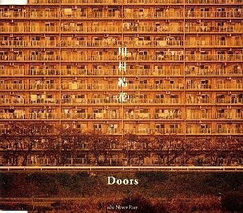 Doors 川村結花 深澤秀行 石成正人