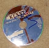 KENNY CHESNEY signed AUTOGRAPHED Cd !