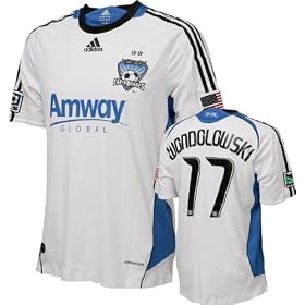 Chris Wondolowski Game Used Jersey: San Jose Earthquakes #17 Short Sleeve Home Jersey