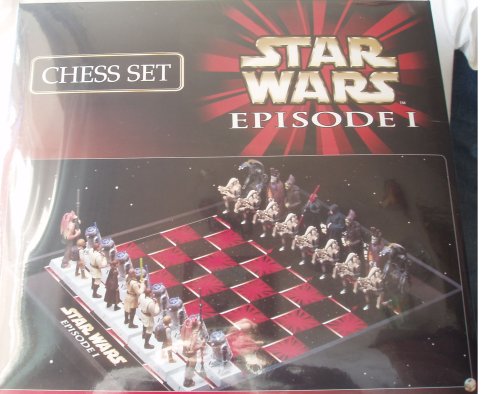 RARE Star Wars Episode 1 Chess Set Collectible