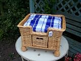 Pet bed basket with cushion