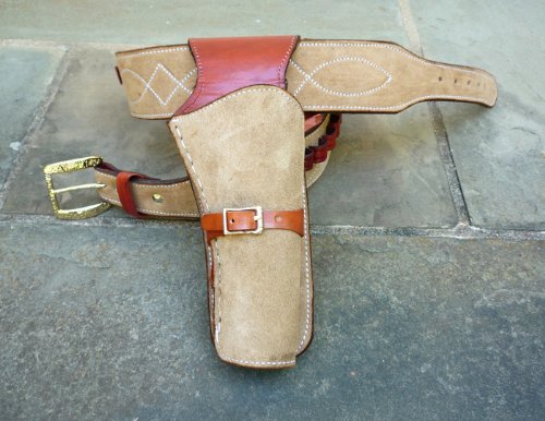 Clint Eastwood Holster Rig - Cowboy Western Gun Belt Replica - A Fistful of Dollars, The Good the Bad and the Ugly - Sizes to fit people with 32 - 42 jeans Clint Eastwood Holster Rig - Cowboy Western Gun Belt Replica - A Fistful of Dollars, The Good the Bad and the Ugly - Sizes to fit people with 32 - 42 jeans