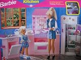 Barbie Kitchen Playset - Folding Pretty House (1998 Arcotoys, Mattel)
