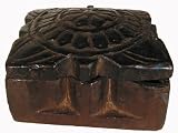Tibetan Blessing Powder Box / Lotus