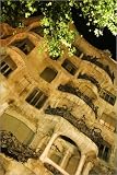 Produkt-Bild: Poster 60 x 90 cm - "La Pedrera (Casa Mila, 1905-10), designed by Antoni Gaudi." von Krzysztof Dydynski / Lonely Planet Images - auch in anderen Gr&ouml;&szlig;en und als Leinwandbild erh&auml;ltlich