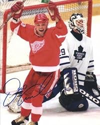 Dino Ciccarelli Autographed Detroit Red Wings 8x10 Photo