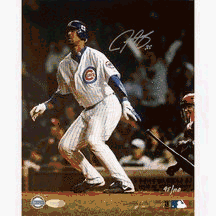 Derrek Lee Autographed 43rd Home Run Limited Edition 8 x 10 Photograph (Unframed)