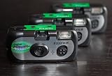 Search : FujiFilm QuickSnap Flash 1000 15 Exposure Disposable Camera - Pack of 3