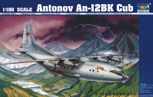 Trumpeter 04001 - Antonov An-12 BK Cub