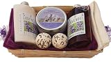 SPA Lavendel Wellness Geschenkset 8 tlg. Duschgel, Bodylotion, 2 x Badepraline, Duftkerze, 2 x Handtuch 30/50 lila und creme - weiß im Bambuskorb
