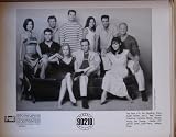 Tori Spelling, Brian Austin Green, Joe E. Tata, Daniel Cosgrove, Vanessa Marcil, Vincent Young, Ian Ziering, Jennie Garth, Luke Perry, & Lindsay Price Original 8x10 Photo #p269 From Beverly Hills 90210 (1999)