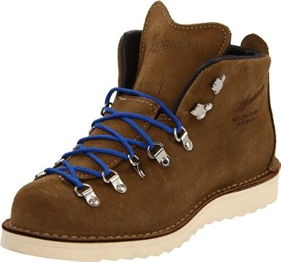 Danner Mens Stumptown Mountain Light 821 Boot by Danner