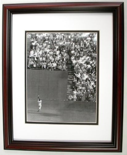 Willie Mays NY Giants World Series Catch 8x10 Framed Photo in an 11x14 Double Matted Cherry Frame