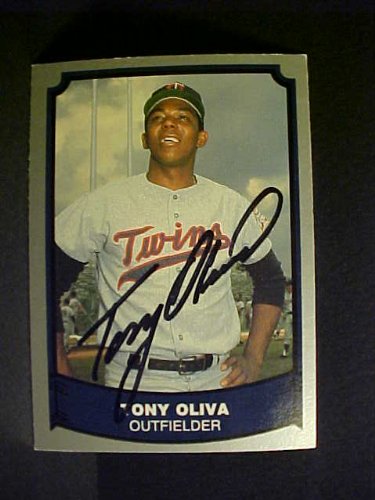 Tony Oliva Minnesota Twins #59 1988 Baseball Legends Signed Baseball Card