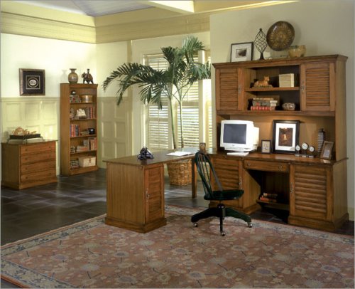 Riverside Furniture Plantation Key Office Series Plantation Key Computer Desk with Hutch and Peninsu