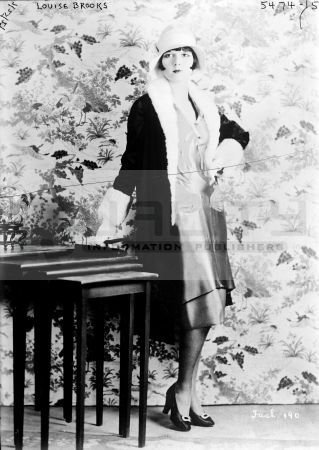 1920s Louise Brooks: Vintage Pin Up Girl, Dancer & Actress Photo [16 x 24 Print]