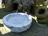 Vogelbad, Vogeltraenke, Granit, rund