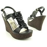 Steve Madden Women's Quantumm Wedge Sandal,Black,8.5 M US (Apparel)