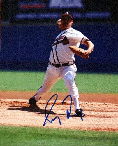 Autographed Greg Maddux Atlanta Braves 8x10 Photo