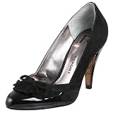 Report Women's Quinn Pump
