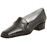 Amalfi by Rangoni Women's Fusca Pump
