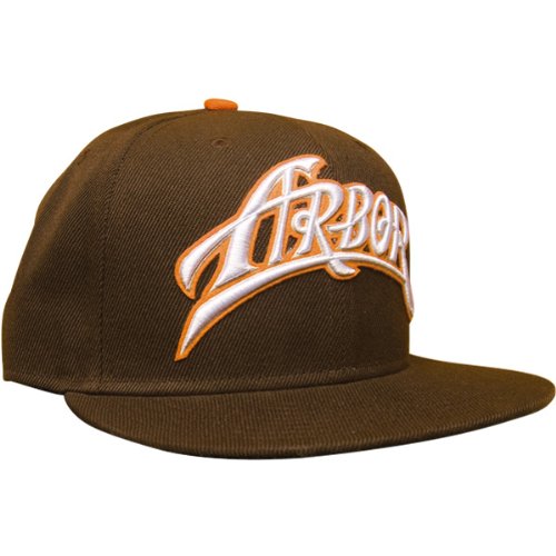 Arbor MLB Men's Fitted Sportswear Hat/Cap w/ Free B&F Heart Sticker Bundle - Chocolate / Size 7 3/8