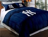 New York Yankees Comforter Set: Twin Comforter with Shams