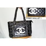 Chanel Purse with Free Wallet (Black)