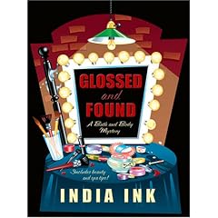 Glossed and Found (Thorndike Mystery)