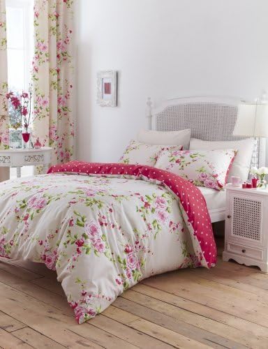 Catherine Lansfield Canterbury King Quiltset - Red by Turner Bianca