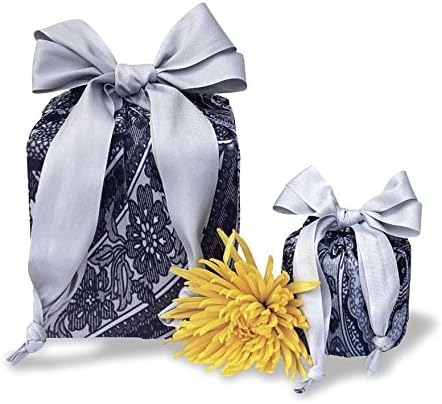 Lilywrap Stretchy Reusable Gift Wrap, Small/Medium Set of 2 in Classic Silver