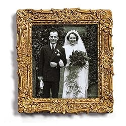 Gold Frame Magnet for Personal Photographs (2-3/4" x 2-1/2") - comes with pop-out easel