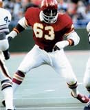 WILLIE LANIER KANSAS CITY CHIEFS 8X10 SPORTS ACTION PHOTO (I)