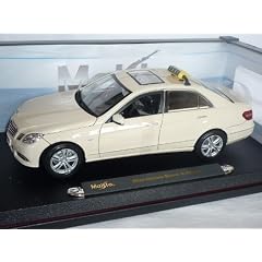 MERCEDES-BENZ W212 E-KLASSE LIMOUSINE TAXI 1/18 MAISTO MODELLAUTO MODELL AUTO