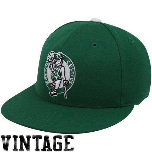 Mithchell & Ness Boston Celtics Kelly Green Vintage Logo Fitted Hat