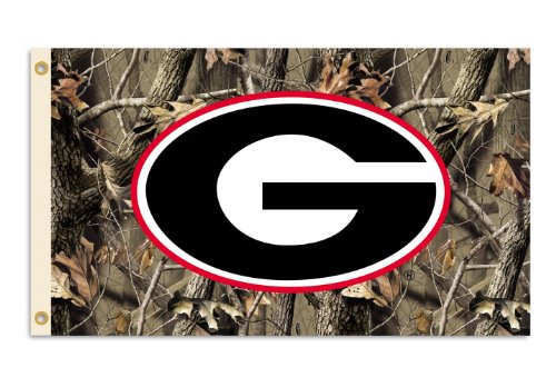 NCAA Georgia Bulldogs 3-by-5 Foot Flag with Grommets - Realtree Camo Background