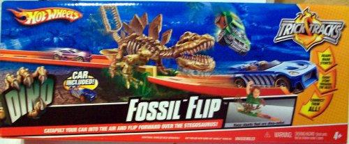 Hot Wheels Fossil Flip Trick Tracks Stunt Set