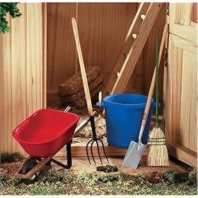 Click here to buy Stable Cleaning Set� by Breyer.