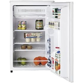 GE Spacemaker GMR04AAMWW 4.4 cu. ft. Compact Refrigerator with 3 Wire Shelves, Manual... by GE