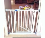 Bettacare - Auto Close White Pressure Fit Stair Gate Extra Narrow 61 - 67.5 cm