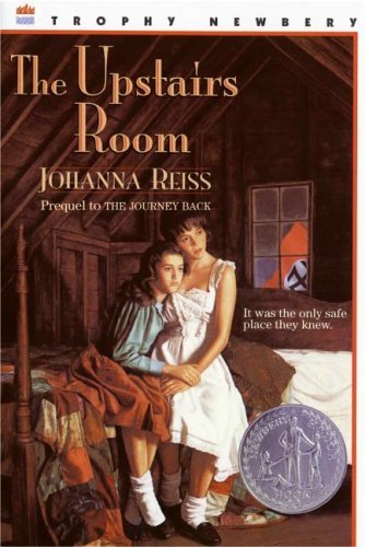 The Upstairs Room (Trophy Newbery) (Paperback)