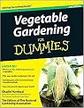 Vegetable Gardening for Dummies (For Dummies (Home Garden)) (Paperback)