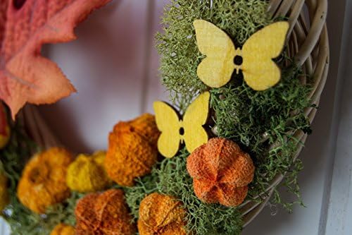 1-of-a-kind fall wreath with maple shaded leaves, made in Italy fall mantel decor,autumn or Thanksgiving porch or patio decor with pumpkins on the meadow