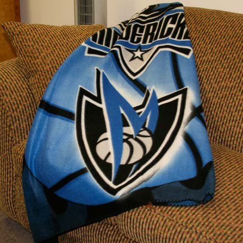 Dallas Mavericks NBA Lightweight Fleece Throw Blanket 50