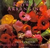 Natural Flower Arranging [Paperback]