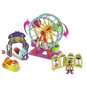 Character Options Scooby Doo Glow In The Dark Fairground Playset