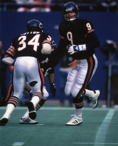 WALTER PAYTON & JIM MCMAHON CHICAGO BEARS 8X10 SPORTS ACTION PHOTO (A)