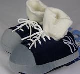 New York Yankees MLB Premium Baby Sneaker Slippers - Toddler (3-6 Months)