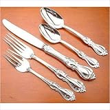 Queen Elizabeth 5 Piece Dinner Set